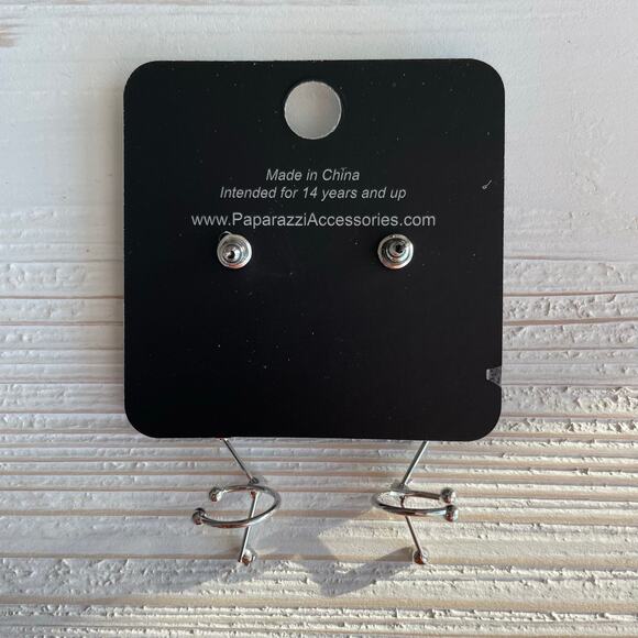 Paparazzi Constellation Earrings Crawler Silver Tone with Faux Diamonds NEW NWT - Picture 2 of 2
